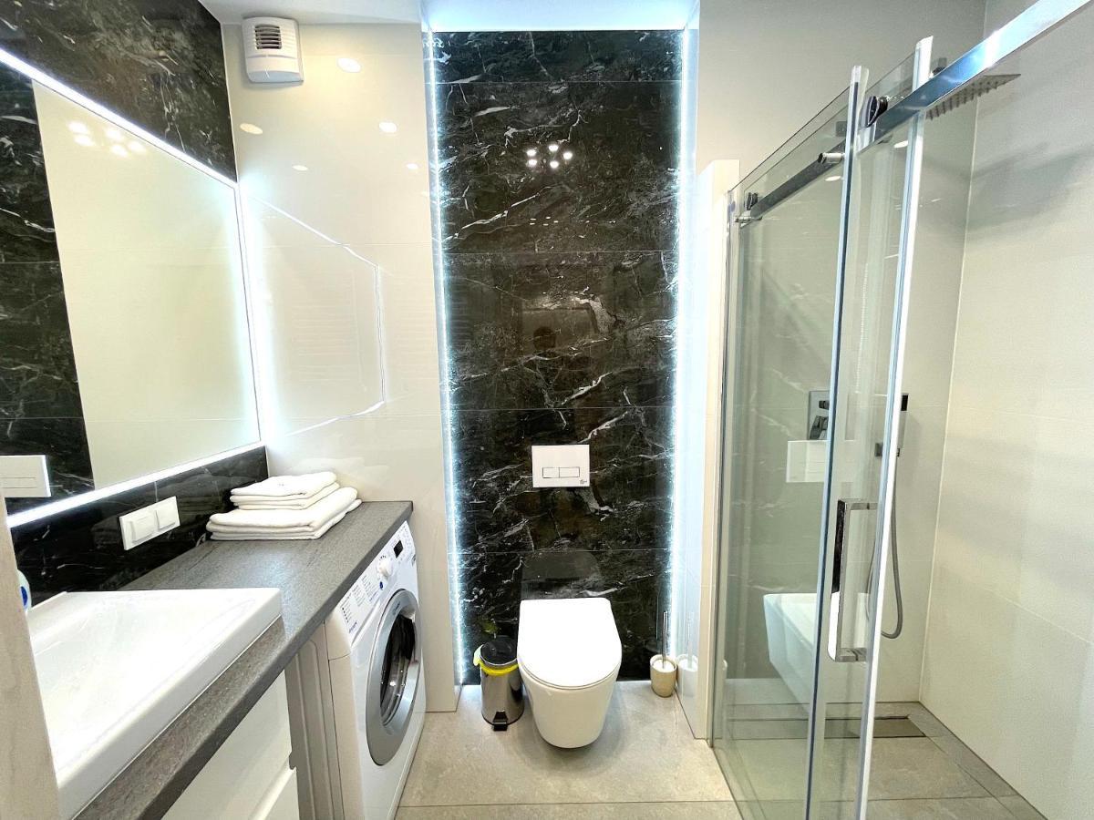 Apartament Superior Blue Przy Plazy- Free Pool, Saunas, Jacuzzi, Fitness, Salzgrotte Kołobrzeg Extérieur photo